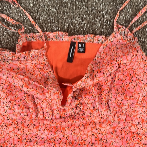 Dress - Picture 4 of 4